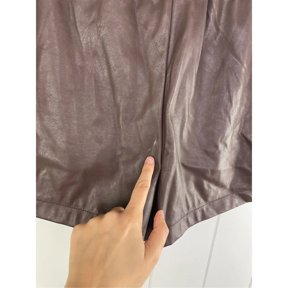 Ci‎ Sono Faux Leather Collection Chocolate Brown Paper Bag Shorts Size L